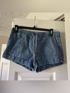 Volcom Jean Shorts with elastic waistband Sunday Strut